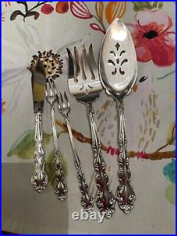 Oneida Modern Baroque Stainless Flatware full set of 8 plus Serving Pieces