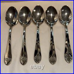 Oneida NEW YORK pattern Stainless 18/10, 5 Dinner Forks, 5 Spoons, 4 salad forks
