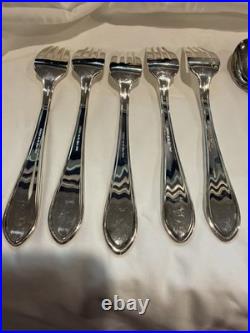 Oneida NEW YORK pattern Stainless 18/10, 5 Dinner Forks, 5 Spoons, 4 salad forks