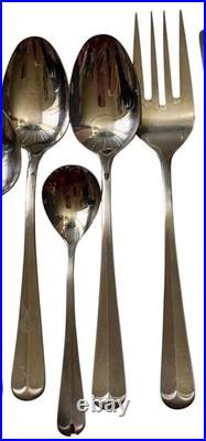 Oneida Northland Post Road Flatware Lot 31 Pc (READ)