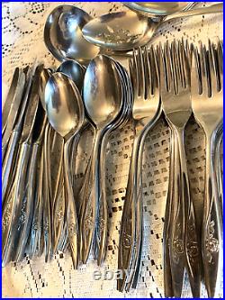 Oneida Oneidacraft Deluxe Lasting Rose Stainless Flatware Set 88 Pieces