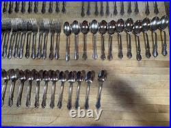 Oneida Oneidacraft Deluxe Stainless CHATEAU 12 plc settings BUNDLE 90 pieces Oneida Oneidacraft Deluxe Stainless CHATEAU 12 plc settings BUNDLE 90 pieces