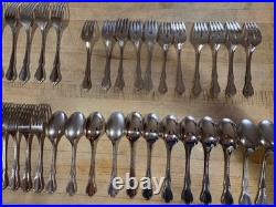 Oneida Oneidacraft Deluxe Stainless CHATEAU 12 plc settings BUNDLE 90 pieces Oneida Oneidacraft Deluxe Stainless CHATEAU 12 plc settings BUNDLE 90 pieces