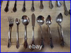 Oneida Oneidacraft Deluxe Stainless CHATEAU 12 plc settings BUNDLE 90 pieces