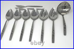 Oneida Oneidacraft LASTING ROSE Stainless Flatware Set 109pc Vintage set