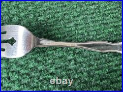 Oneida Oneidaware ANTHEM Stainless Flatware Spoon Fork Knife Serving 82 Pcs