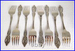Oneida Pembrooke Renoir 8-Place Settings SSS Stainless withFlatware Case-55 pc SET