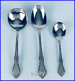 Oneida Profile Morning Blossom 23 Piece Stainless Flatware Set with Chest Unused