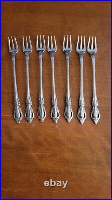 Oneida RAPHAEL Distinction Deluxe Stainless Flatware Set 47 Pieces