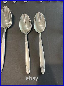 Oneida Risotto 18/10 Stainless Flatware 35 Piece Includes Serving Pieces