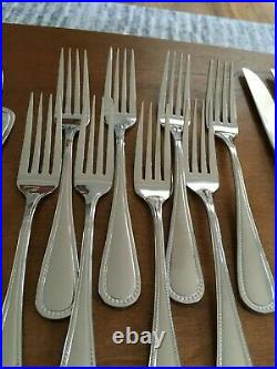 Oneida Royal Pearl Beaded Flatware 44 pieces Service for 8 plus hostess Glossy