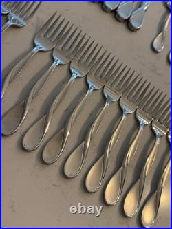 Oneida Satin Aquarius Stainless Flatware Lot Of 45 Teaspoon Soup Knives Forks