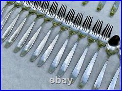 Oneida Sestina Heirloom Stainless 18/10 Flatware Service for Twelve 60 Pieces