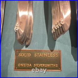 Oneida Silversmiths 108 piece Stainless Flatware Set for 16 + 12 Serving PCs Oneida Silversmiths 108 piece Stainless Flatware Set for 16 + 12 Serving PCs