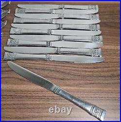 Oneida Silverware BROCADE Stainless Steel Flatware Set Of 66 Pieces