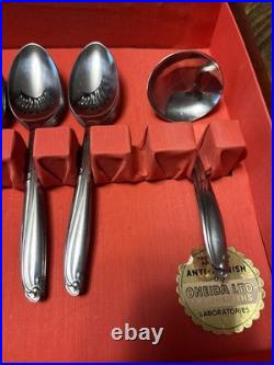 Oneida Simeon L & George H Rogers PARAMOUNT Stainless 88 Pieces Plus Wooden Box