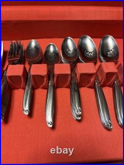 Oneida Simeon L & George H Rogers PARAMOUNT Stainless 88 Pieces Plus Wooden Box