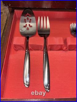 Oneida Simeon L & George H Rogers PARAMOUNT Stainless 88 Pieces Plus Wooden Box