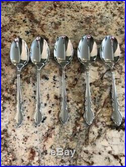 Oneida Stainless Dover Pattern 5 Place Settings, Serving Fork & Spoon with Box