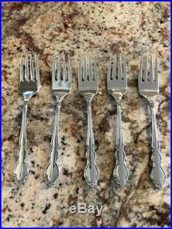 Oneida Stainless Dover Pattern 5 Place Settings, Serving Fork & Spoon with Box