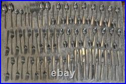 Oneida Stainless Flatware 18/0 Set Of 87 Utensils (Forks, Spoons, Knives)
