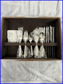Oneida Stainless Flatware 18/10 DOVER 31 piece Set Service for of 6 In Wood Box