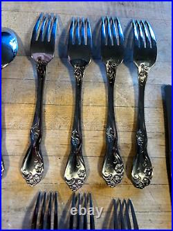 Oneida Stainless Flatware Camille Pattern 18/0 Glossy 18 Pcs Knives, Forks, Spoons