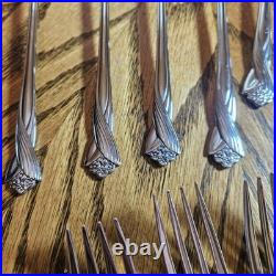 Oneida Stainless Flatware Katrina Pattern 32pc Mixed Lot