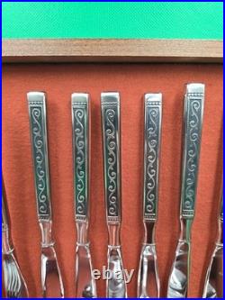 Oneida Stainless Flatware Spanish Court Over 100 Pc Set In Box W Serving Set MCM