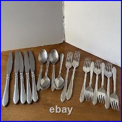 Oneida Stainless Jacqueline Simba RARE find knife fork spoon lot of 17 pieces