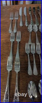Oneida Stainless Steel 43 Pc Flatware Set Service for Eight Stunning! Crocodial Oneida Stainless Steel 43 Pc Flatware Set Service for Eight Stunning! Crocodial