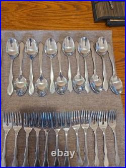 Oneida TWILIGHT Stainless Flatware Mixed 64 Piece Set 1881 Rogers Knives WEDDING