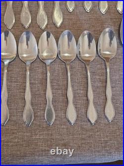 Oneida TWILIGHT Stainless Flatware Mixed 64 Piece Set 1881 Rogers Knives WEDDING