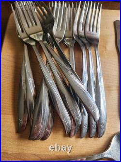 Oneida TWIN STAR Community Stainless Betty Crocker Silverware Flatware 65pc