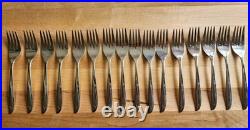 Oneida TWIN STAR Community Stainless Betty Crocker Silverware Flatware 65pc