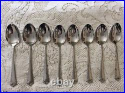 Oneida Tesoro 40 Piece Stainless Steel Flatware Set Service For 8