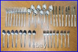 Oneida Tortola Stainless Flatware Set 40pc Service for 8 Glossy Discontinued Oneida Tortola Stainless Flatware Set 40pc Service for 8 Glossy Discontinued