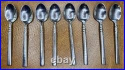 Oneida Tortola Stainless Flatware Set 40pc Service for 8 Glossy Discontinued