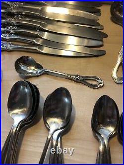 Oneida Toujours 66 Piece Lot Service For 10 Stainless Flatware Vintage Cube