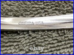 Oneida Tribeca 18/8 glossy Stainless Steel USA Flatware 53 pieces