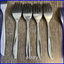Oneida Twin Star Community MCM Atomic Starburst Flatware MCM 30 Pieces Stainless