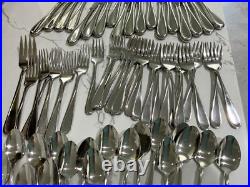 Oneida USA FLIGHT RELIANCE 82 Pc Stainless Flatware