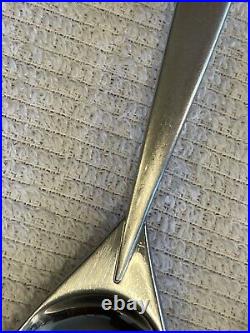 Oneida USA Stiletto Stainless Steel 22 pc. Flatware Set, Forks, Knives. Spoons