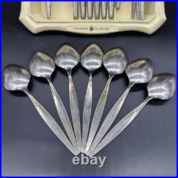 Oneida Venetia Community Stainless Flatware Set 30 piece withtray SEE DETAILS
