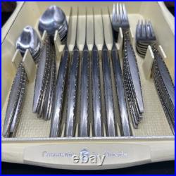 Oneida Venetia Community Stainless Flatware Set 30 piece withtray SEE DETAILS