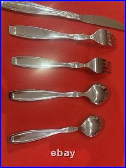 Oneida Vista Stainless Flatware Spoons Knives Forks 120 PCs. Lot In Miami