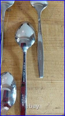 Oneida Will'O' Wisp Pattern Stainless Steel Teaspoons. Set of 24