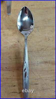 Oneida Will'O' Wisp Pattern Stainless Steel Teaspoons. Set of 24