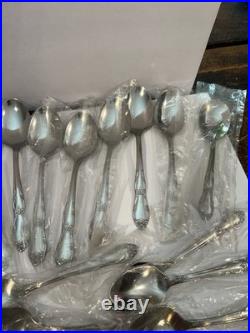 Oneida Wm A Rogers Fenway Daydream Stainless NIP 84 Pieces