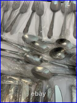 Oneida Wm A Rogers Fenway Daydream Stainless NIP 84 Pieces